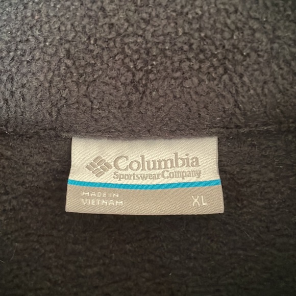 Women’s Columbia pullover. Size XL. In gently Used Condition. - Picture 2 of 4